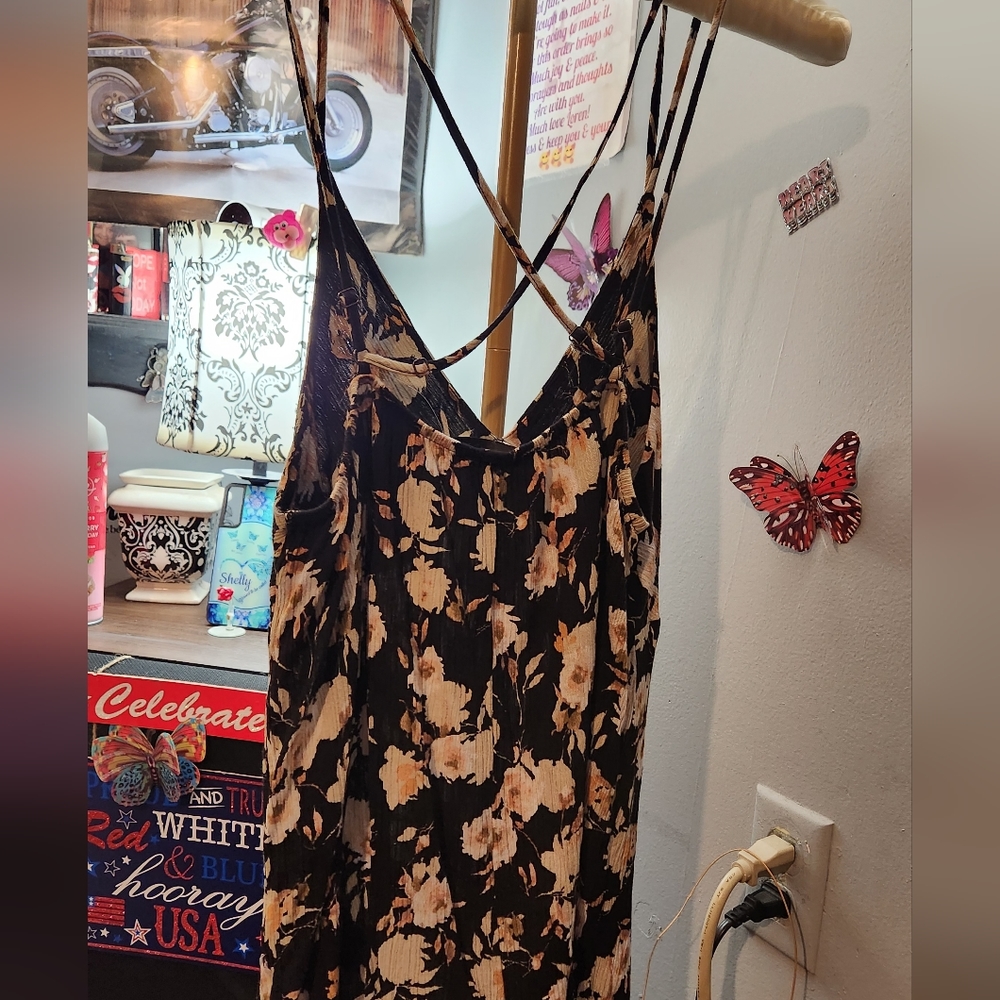 Woman's string strapped tank top from kfab collection.  Nwot